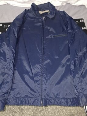 Nike Men's Dark Blue Lightweight Windbreaker Jacket